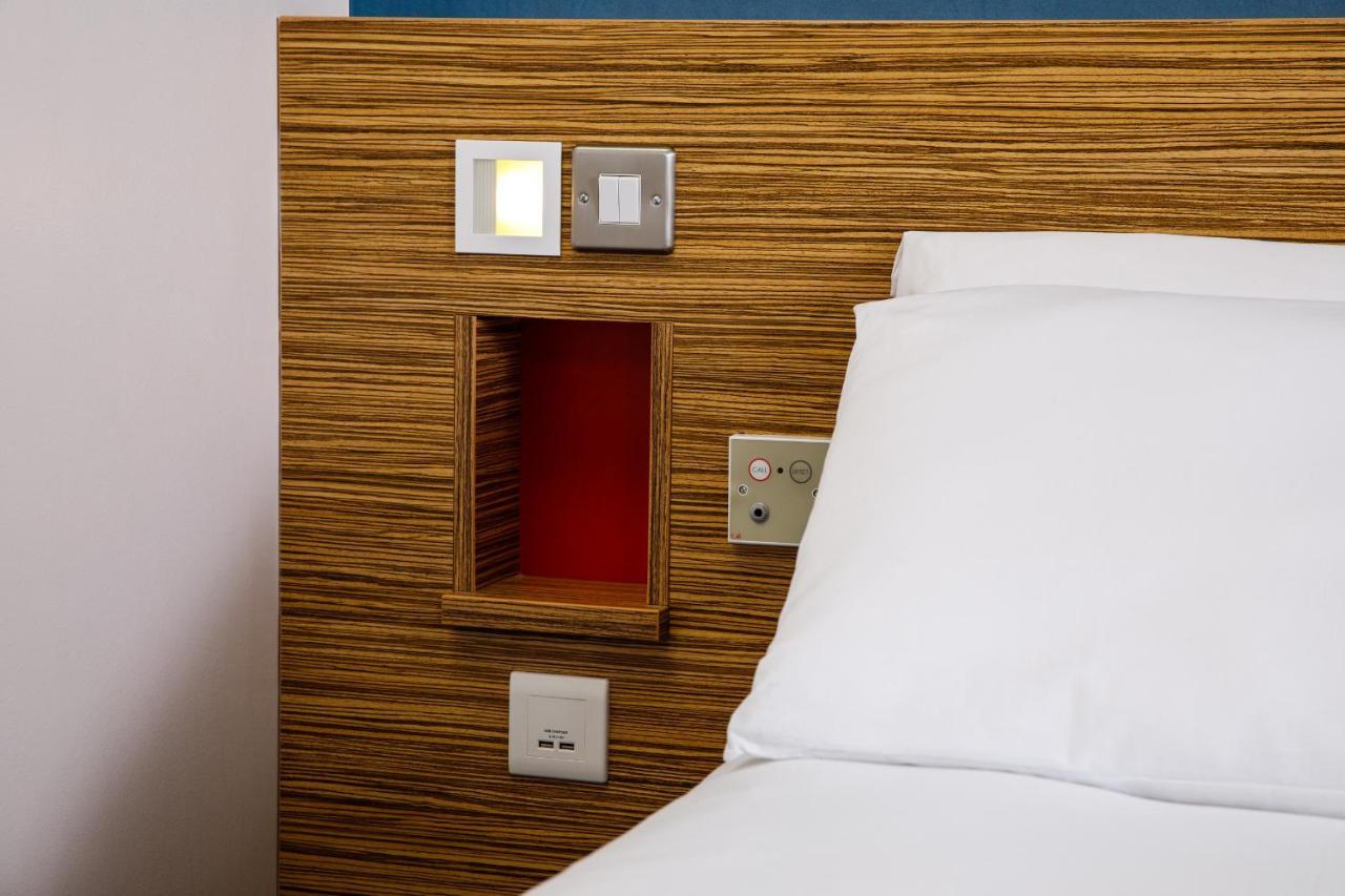 Ibis Budget Stansted Bishops Stortford Birchanger ภายนอก รูปภาพ
